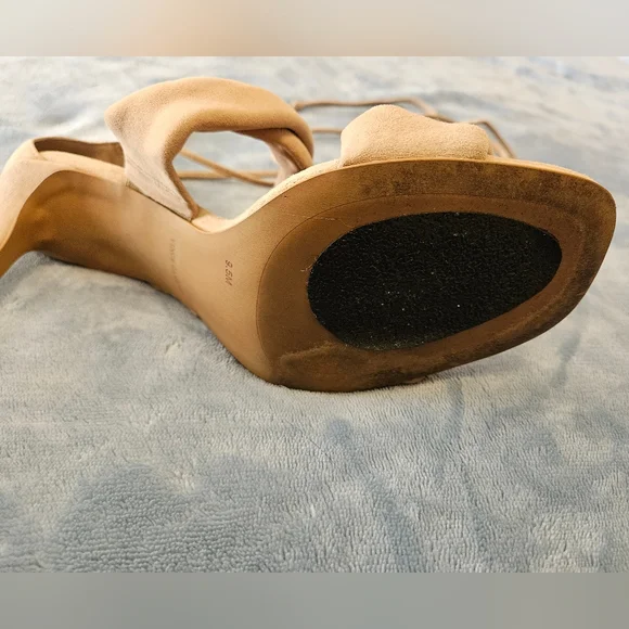 Vince Camuto Andrequa Sandal - Picture 2 of 13